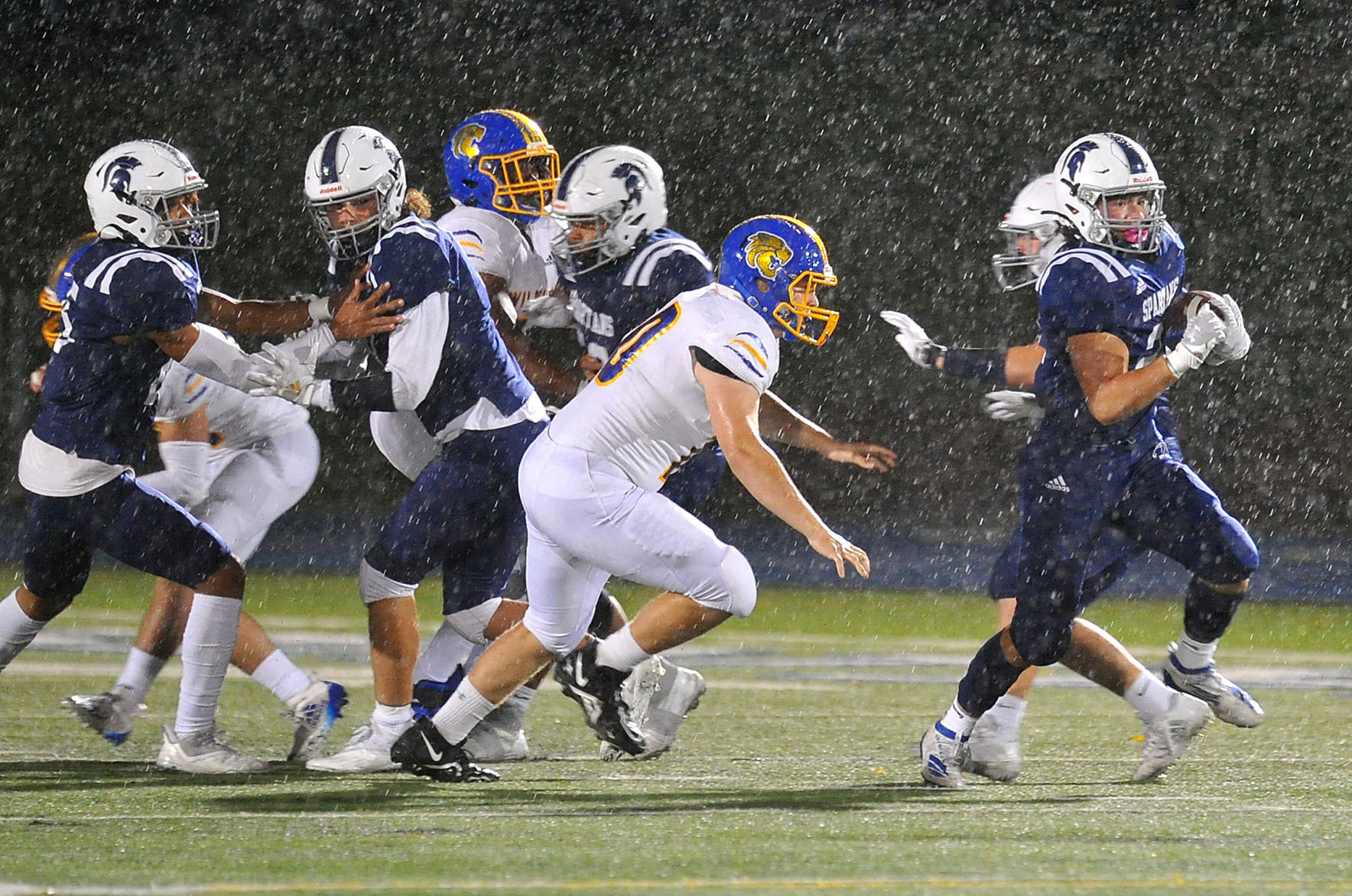 092421-qc-spt-north-pv fball